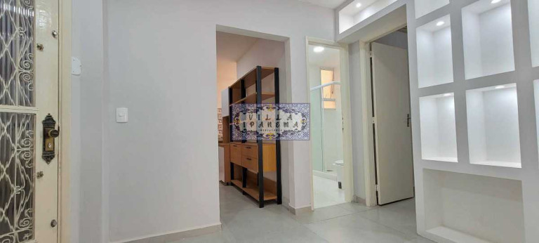 Apartamento com 3 Quartos à Venda, 124 m² em Leme - Rio De Janeiro