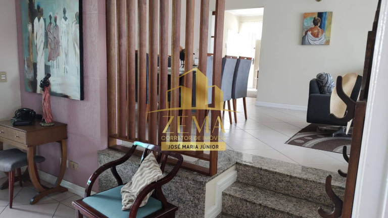 Imagem Casa com 3 Quartos à Venda, 250 m² em Vila Oliveira - Mogi Das Cruzes Imagem Casa com 3 Quartos à Venda, 250 m² em Vila Oliveira - Mogi Das Cruzes