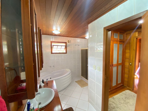 Imagem Casa com 3 Quartos à Venda, 200 m² em Vargem Grande - Teresópolis Imagem Casa com 3 Quartos à Venda, 200 m² em Vargem Grande - Teresópolis