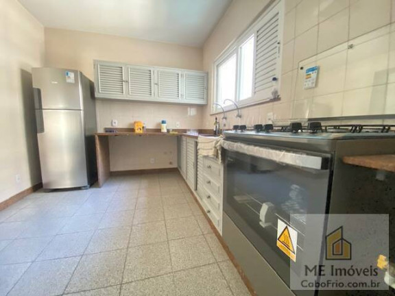 Imagem Apartamento com 4 Quartos à Venda, 189 m² em Algodoal - Cabo Frio