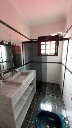 Imagem Casa com 4 Quartos à Venda, 555 m² em Centro - Peruíbe Imagem Casa com 4 Quartos à Venda, 555 m² em Centro - Peruíbe