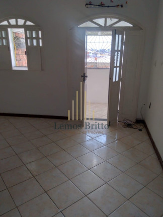 Imagem Casa com 2 Quartos à Venda, 80 m² em Itapuã - Salvador
