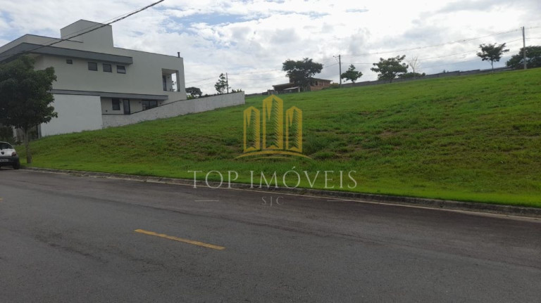 Terreno à Venda, 360 m² em Santa Luzia - Caçapava