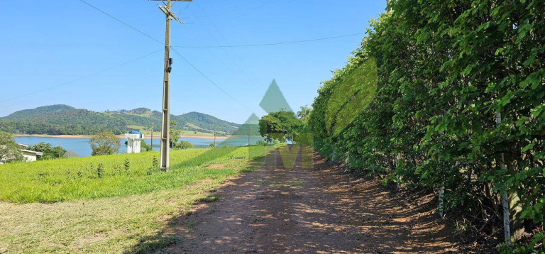 Imagem Chácara com 5 Quartos à Venda, 140.000 m² em Represa - Piracaia Imagem Chácara com 5 Quartos à Venda, 140.000 m² em Represa - Piracaia