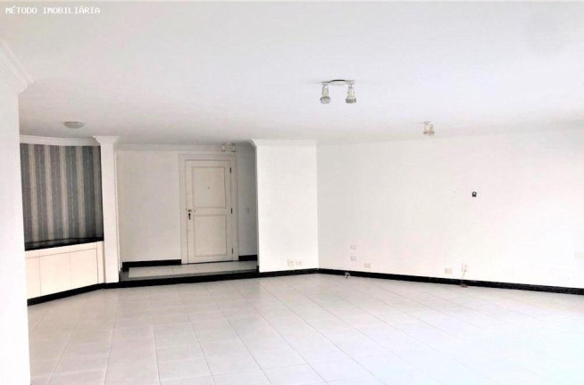 Imagem Imóvel com 3 Quartos à Venda, 240 m² em Itaim Bibi - São Paulo