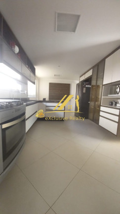 Imagem Imóvel com 4 Quartos à Venda, 345 m² em Vila De Abrantes (abrantes) - Camaçari Imagem Imóvel com 4 Quartos à Venda, 345 m² em Vila De Abrantes (abrantes) - Camaçari