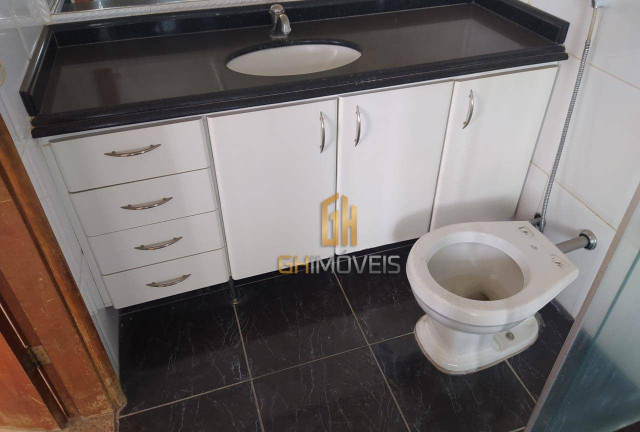 Imagem Sobrado com 3 Quartos à Venda, 200 m² em Jardim Ana Lúcia - Goiânia