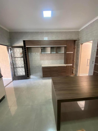 Imagem Casa com 3 Quartos à Venda, em Cristais Paulista - Cristais Paulista Imagem Casa com 3 Quartos à Venda, em Cristais Paulista - Cristais Paulista