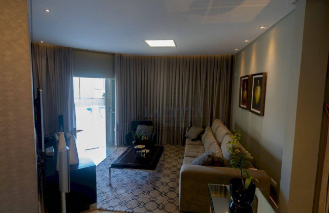 Imagem Casa com 4 Quartos à Venda, 381 m² em Vila Operária - Itajaí