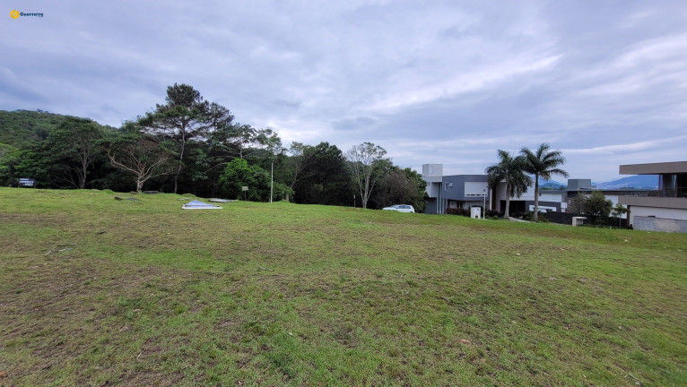 Imagem Terreno à Venda, 2.239 m² em Cacupé - Florianópolis Imagem Terreno à Venda, 2.239 m² em Cacupé - Florianópolis