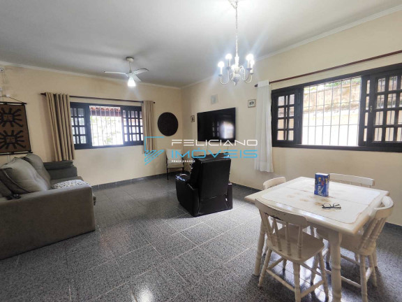 Imagem Casa com 3 Quartos à Venda, 259 m² em Flórida - Praia Grande Imagem Casa com 3 Quartos à Venda, 259 m² em Flórida - Praia Grande