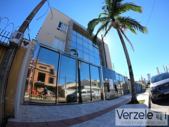 Casa com 3 Quartos à Venda, 180 m² em Centro - Balneário Camboriú