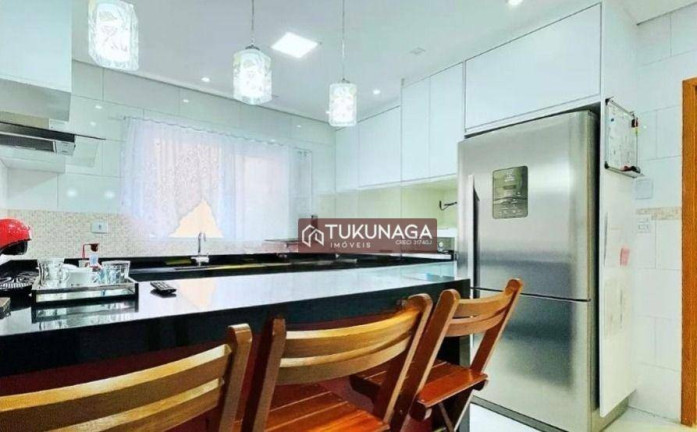Imagem Sobrado com 3 Quartos à Venda, 148 m² em Jardim Santa Clara - Guarulhos Imagem Sobrado com 3 Quartos à Venda, 148 m² em Jardim Santa Clara - Guarulhos