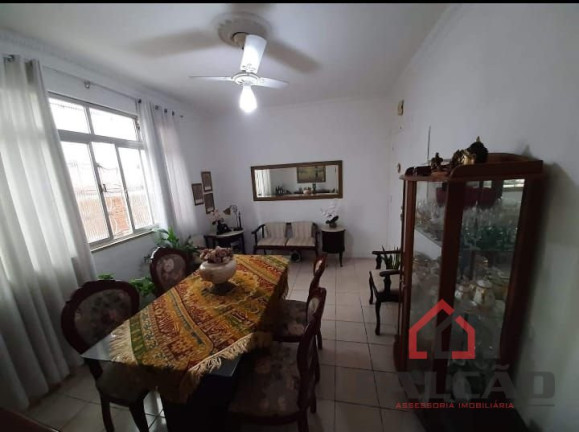 Apartamento com 2 Quartos à Venda, 70 m² em Gonzaga - Santos