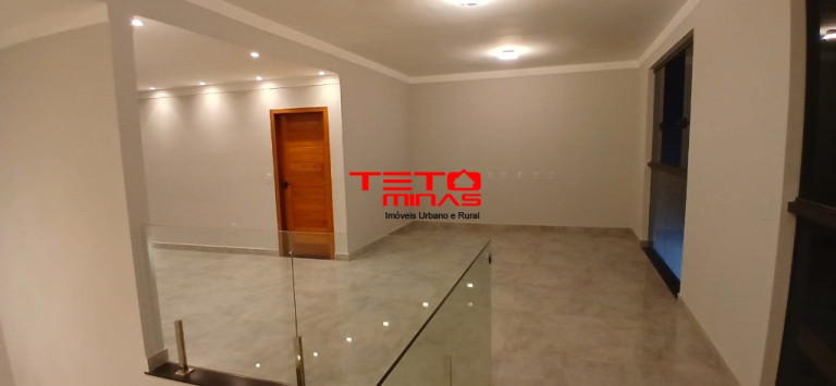 Imagem Casa com 3 Quartos à Venda, 320 m² em Bairro Lagoa Seca - São Lourenço