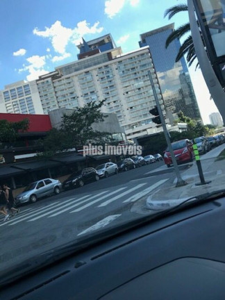 Imagem Apartamento com 1 Quarto à Venda, 33 m² em Santo Amaro - São Paulo Imagem Apartamento com 1 Quarto à Venda, 33 m² em Santo Amaro - São Paulo