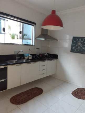 Imagem Casa com 4 Quartos para Alugar, 300 m² em Lagoa - Macaé Imagem Casa com 4 Quartos para Alugar, 300 m² em Lagoa - Macaé