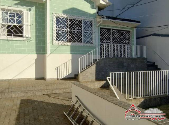 Imagem Casa com 2 Quartos para Alugar, 367 m² em Centro - Jacareí