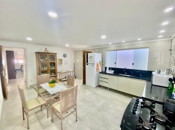 Imagem Casa com 6 Quartos à Venda, 317 m² em Vilas Do Atlântico - Lauro De Freitas Imagem Casa com 6 Quartos à Venda, 317 m² em Vilas Do Atlântico - Lauro De Freitas
