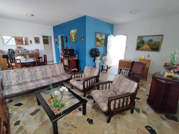 Imagem Casa com 7 Quartos à Venda, 360 m² em Centro - São Pedro Da Aldeia Imagem Casa com 7 Quartos à Venda, 360 m² em Centro - São Pedro Da Aldeia