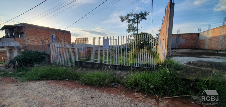 Imagem Terreno à Venda, 360 m² em Santa Cecília - Esmeraldas Imagem Terreno à Venda, 360 m² em Santa Cecília - Esmeraldas