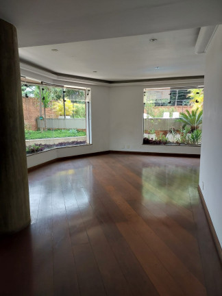 Imagem Apartamento com 3 Quartos à Venda, 205 m² em Jardim Das Bandeiras - São Paulo