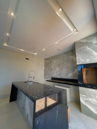 Imagem Casa com 3 Quartos à Venda, 268 m² em Tijucal - Cuiabá