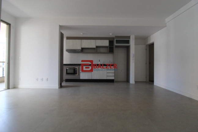 Imagem Apartamento com 3 Quartos à Venda, 136 m² em Centro - Florianópolis Imagem Apartamento com 3 Quartos à Venda, 136 m² em Centro - Florianópolis