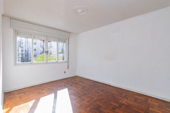 Imagem Imóvel com 3 Quartos à Venda, 105 m² em Menino Deus - Porto Alegre Imagem Imóvel com 3 Quartos à Venda, 105 m² em Menino Deus - Porto Alegre