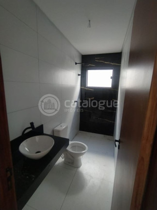 Imagem Casa de Condomínio com 2 Quartos à Venda, 67 m² em Nova Esperança - Parnamirim