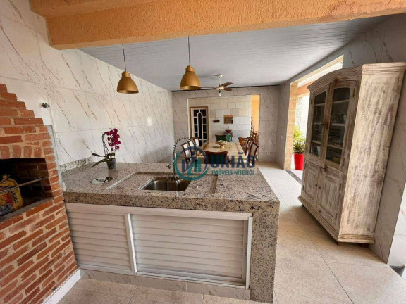 Imagem Casa com 4 Quartos à Venda, 360 m² em Itaipu - Niterói Imagem Casa com 4 Quartos à Venda, 360 m² em Itaipu - Niterói