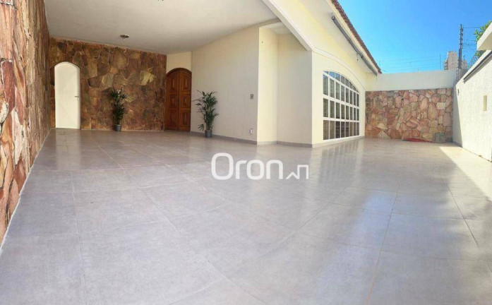 Casa com 3 Quartos à Venda, 299 m² em Setor Nova Suiça - Goiânia