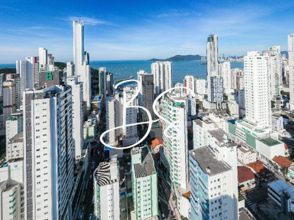 Imagem Apartamento com 4 Quartos à Venda, 146 m² em Pioneiros - Balneário Camboriú