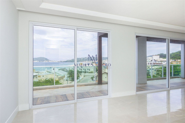 Imagem Apartamento com 3 Quartos à Venda, 190 m² em Bombas - Bombinhas Imagem Apartamento com 3 Quartos à Venda, 190 m² em Bombas - Bombinhas