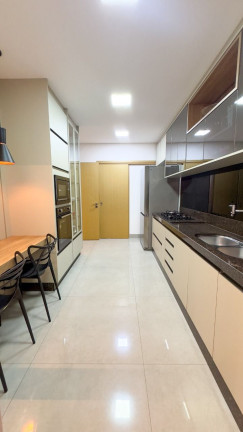 Imagem Apartamento com 3 Quartos à Venda, 142 m² em Saraiva - Uberlândia Imagem Apartamento com 3 Quartos à Venda, 142 m² em Saraiva - Uberlândia