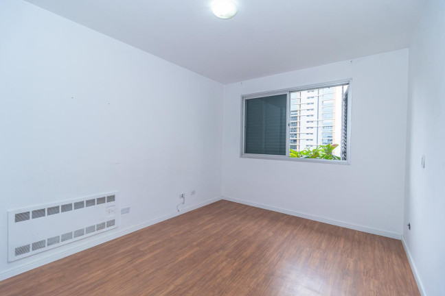 Imagem Apartamento com 3 Quartos à Venda, 127 m² em água Verde - Curitiba Imagem Apartamento com 3 Quartos à Venda, 127 m² em água Verde - Curitiba
