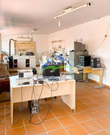 Imagem Casa com 2 Quartos à Venda, 330 m² em Atibaia Jardim - Atibaia Imagem Casa com 2 Quartos à Venda, 330 m² em Atibaia Jardim - Atibaia