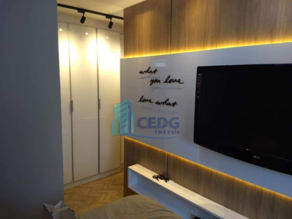 Imagem Apartamento com 2 Quartos à Venda, 78 m² em Capão Raso - Curitiba