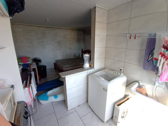 Imagem Casa com 1 Quarto à Venda, 300 m² em Imbituba