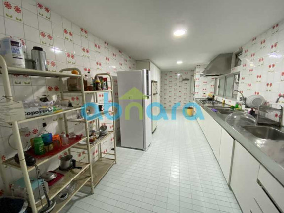 Imagem Apartamento com 4 Quartos à Venda, 355 m² em Copacabana - Rio De Janeiro Imagem Apartamento com 4 Quartos à Venda, 355 m² em Copacabana - Rio De Janeiro