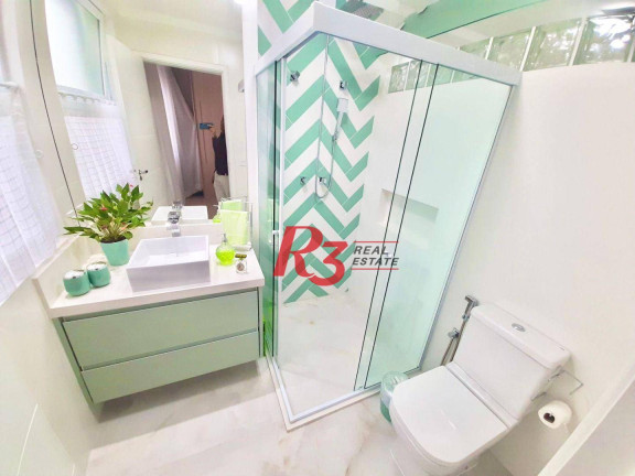 Imagem Apartamento com 3 Quartos à Venda, 216 m² em Gonzaga - Santos