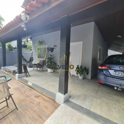 Imagem Casa com 4 Quartos à Venda, 275 m² em Piratininga - Niterói