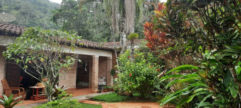 Imagem Casa com 4 Quartos à Venda, 160 m² em Tabatinga - Caraguatatuba Imagem Casa com 4 Quartos à Venda, 160 m² em Tabatinga - Caraguatatuba