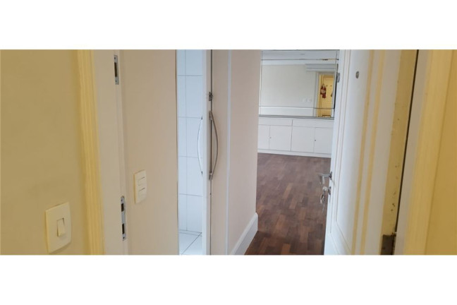 Imagem Imóvel com 2 Quartos à Venda, em Vila Cordeiro - São Paulo Imagem Imóvel com 2 Quartos à Venda, em Vila Cordeiro - São Paulo