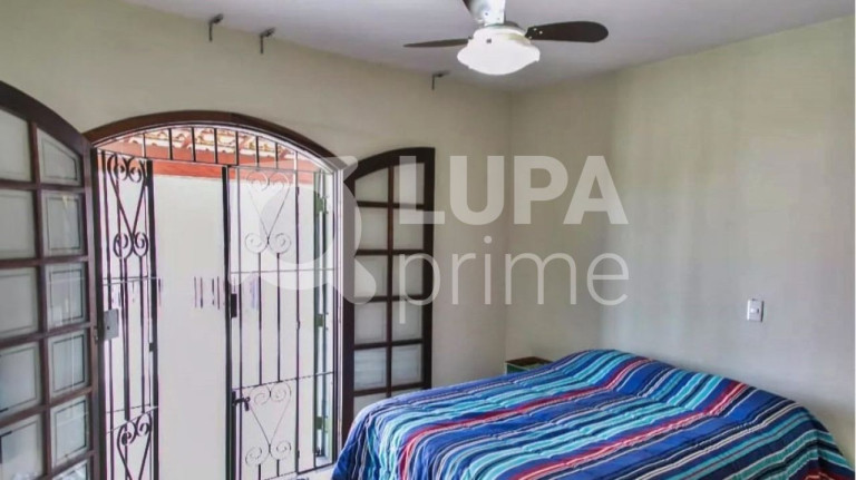 Casa com 3 Quartos à Venda, 300 m² em Jardim Guanca - São Paulo