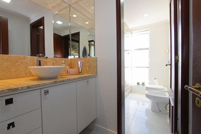 Imagem Cobertura com 3 Quartos à Venda, 282 m² em Bela Vista - Porto Alegre