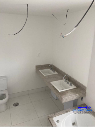 Imagem Apartamento com 3 Quartos à Venda, 195 m² em Jardim Guedala - São Paulo