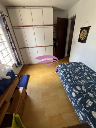 Imagem Casa com 3 Quartos à Venda, 68 m² em Alto Boqueirão - Curitiba Imagem Casa com 3 Quartos à Venda, 68 m² em Alto Boqueirão - Curitiba