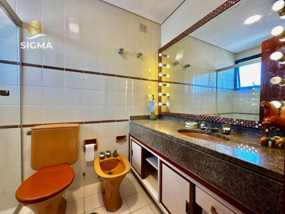 Imagem Apartamento com 3 Quartos à Venda, 161 m² em Pitangueiras - Guarujá Imagem Apartamento com 3 Quartos à Venda, 161 m² em Pitangueiras - Guarujá
