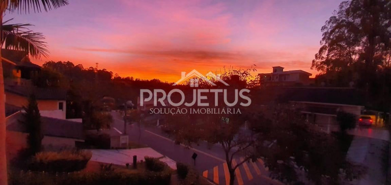 Imagem Casa de Condomínio com 4 Quartos à Venda, 338 m² em Jardim Indaiá - Embu Das Artes